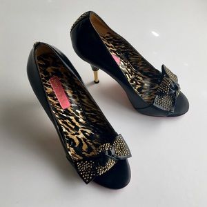 Betsy Johnson Heels ❤️